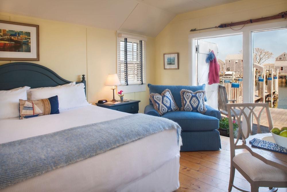 The Cottages at Nantucket Boat Basin photo 4