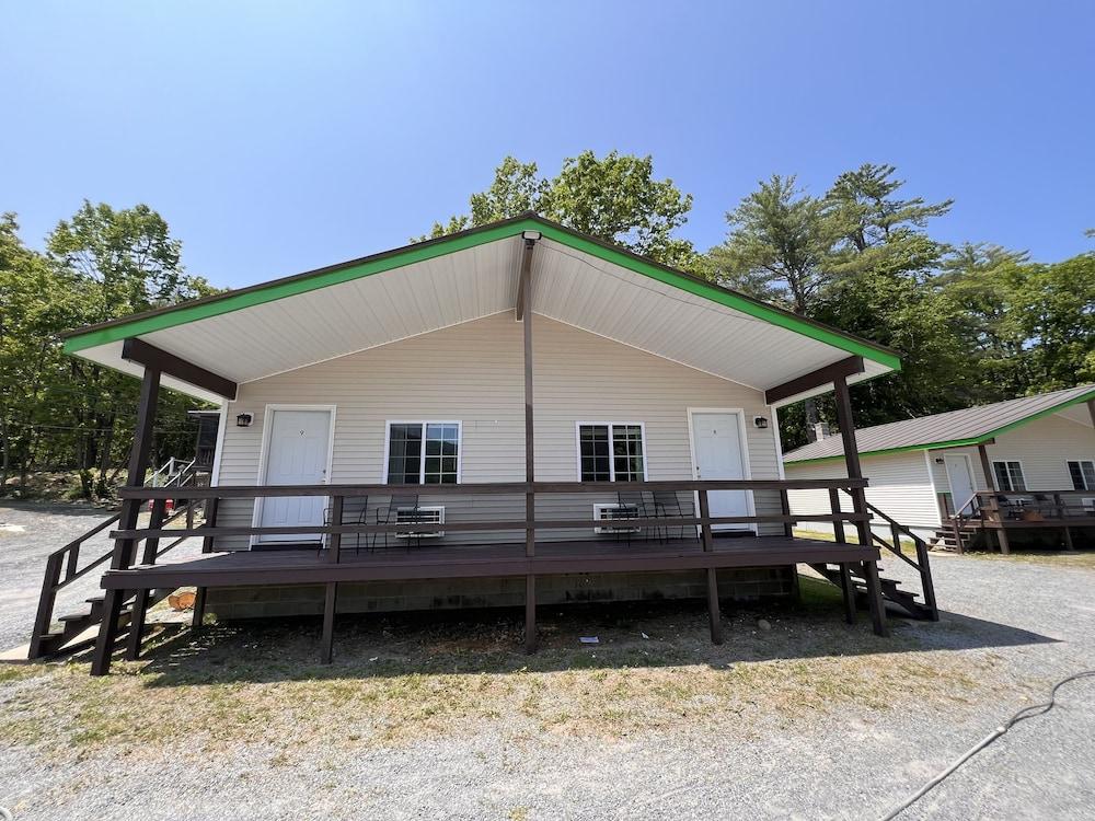 Countryside Inn photo 18