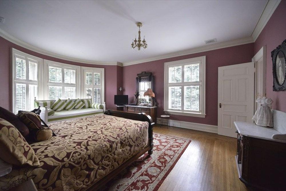 The Peter Herdic Inn photo 22