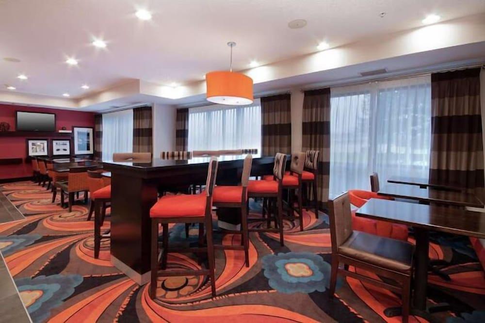 Countryside Inn and Suites photo 17