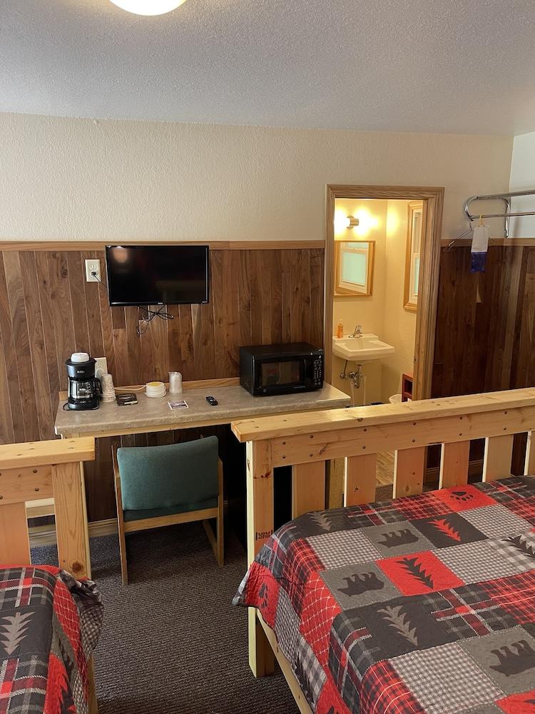 Sportsmen Motel photo 3