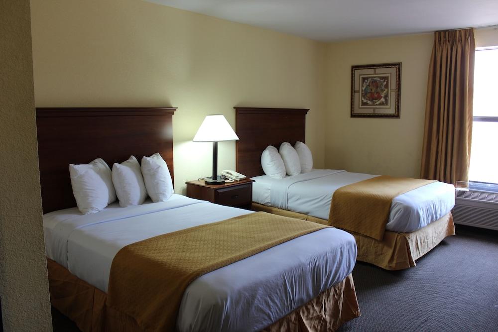 Econo Lodge Andrews Air Force Base photo 8