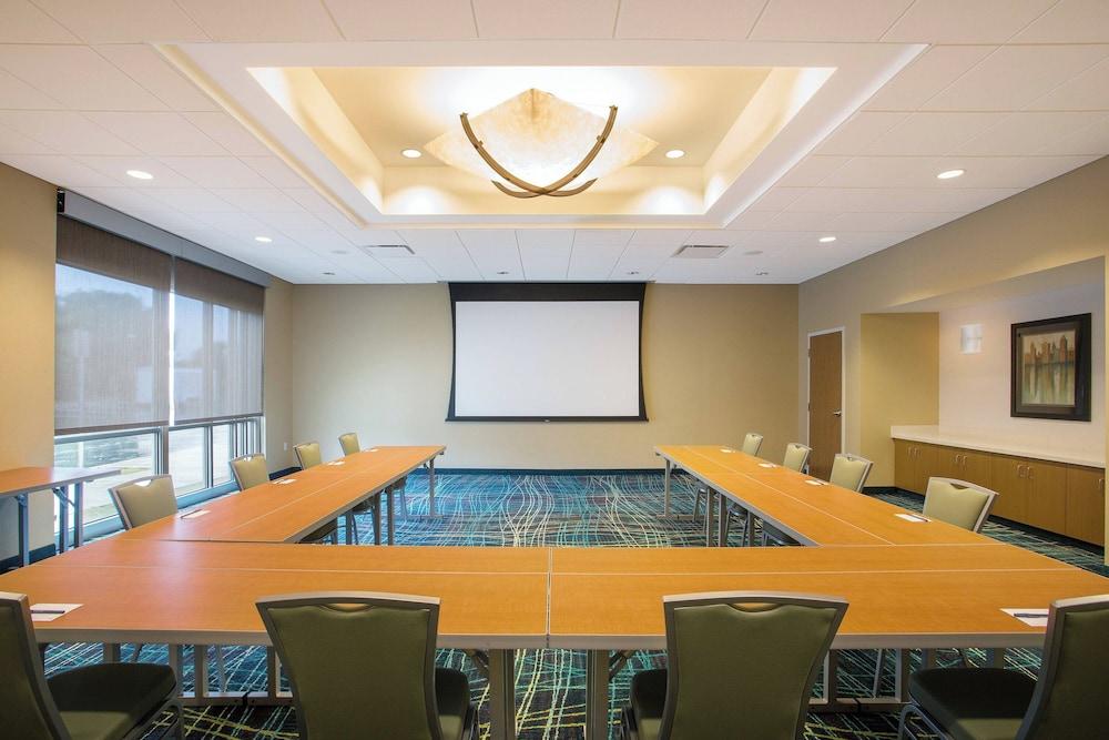 Springhill Suites Mount Laurel photo 12