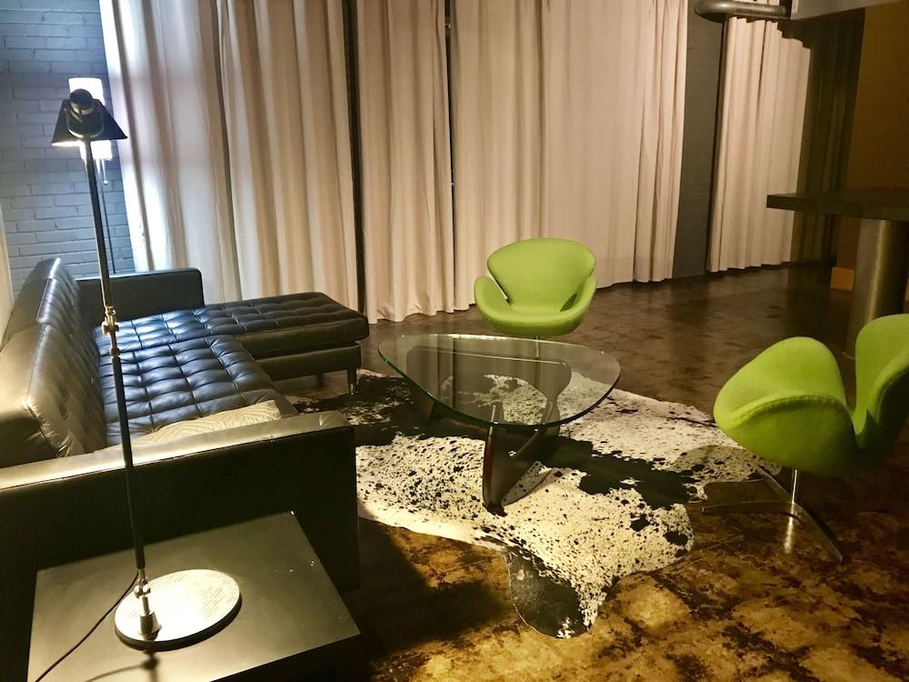 The Hangar Lofts Hotel photo 19