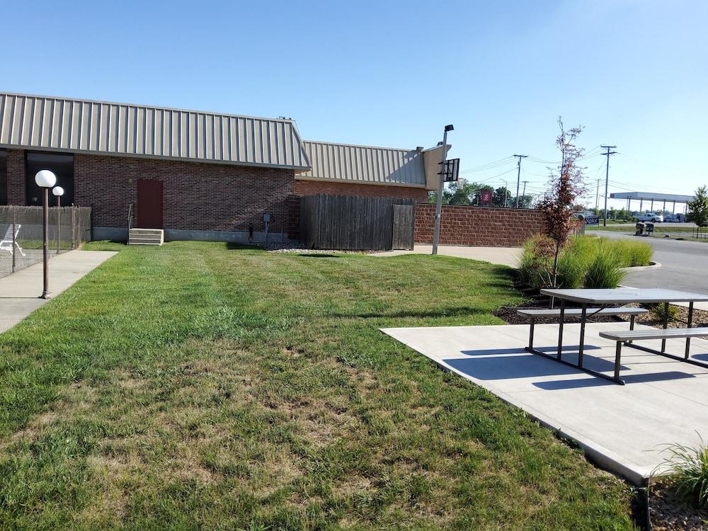 Klopfenstein Inn and Suites photo 31