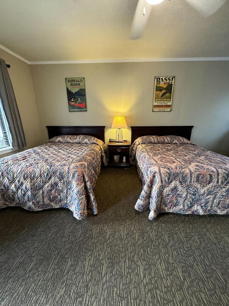 Carlton Marion Inn photo 41