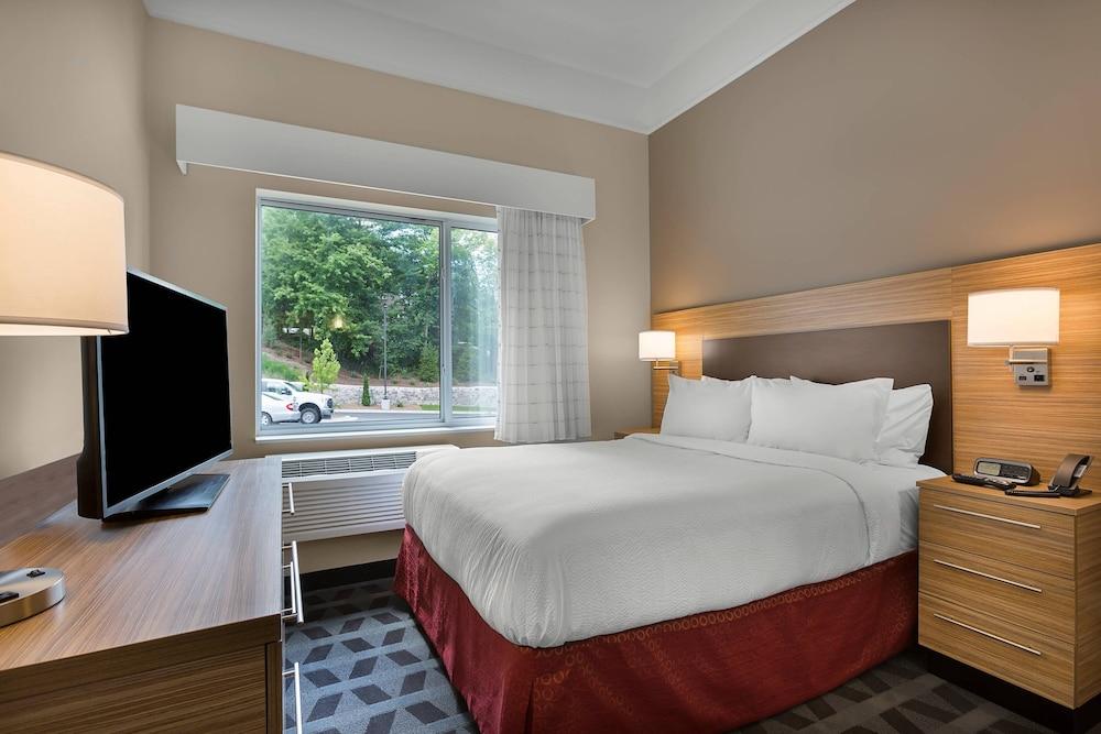 TownePlace Suites by Marriott Boone photo 13