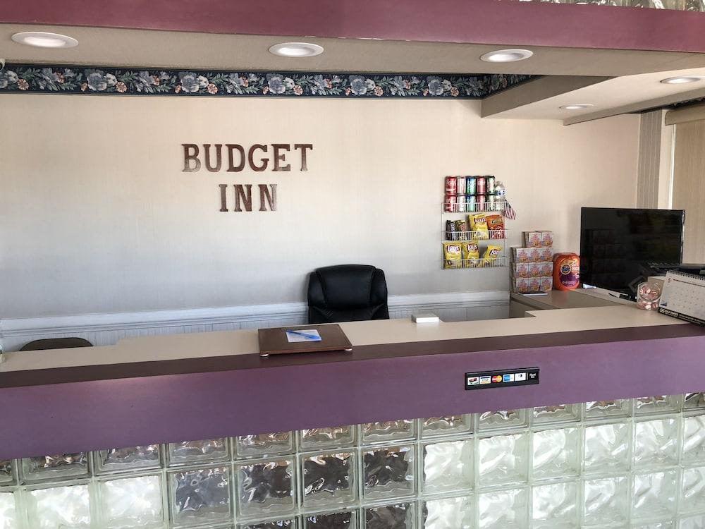 Budget Inn photo 15