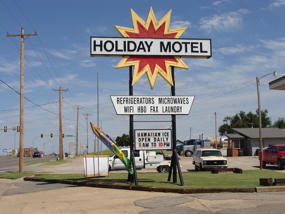 Holiday Motel photo 26