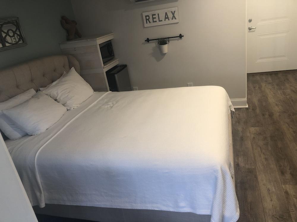 Ocean Manor Inn photo 26