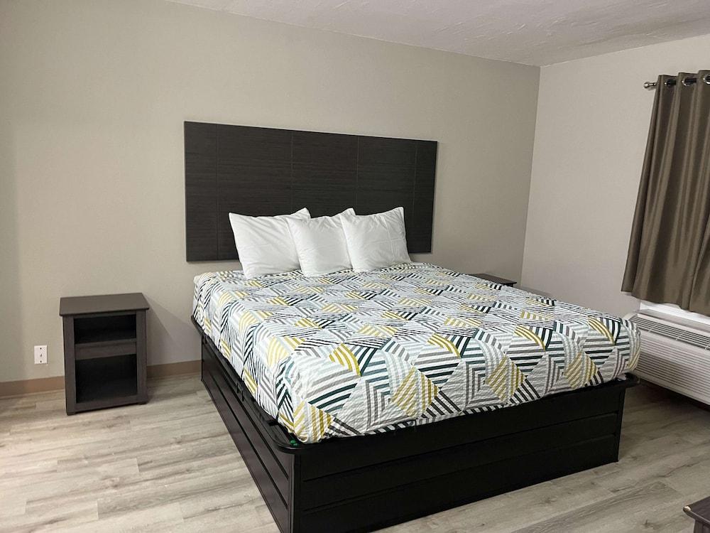 Studio 6 Suites West Memphis, AR - Memphis photo 7