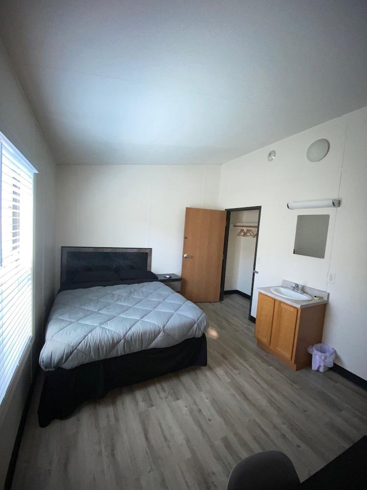 Ibex  Workforce Housing photo 4