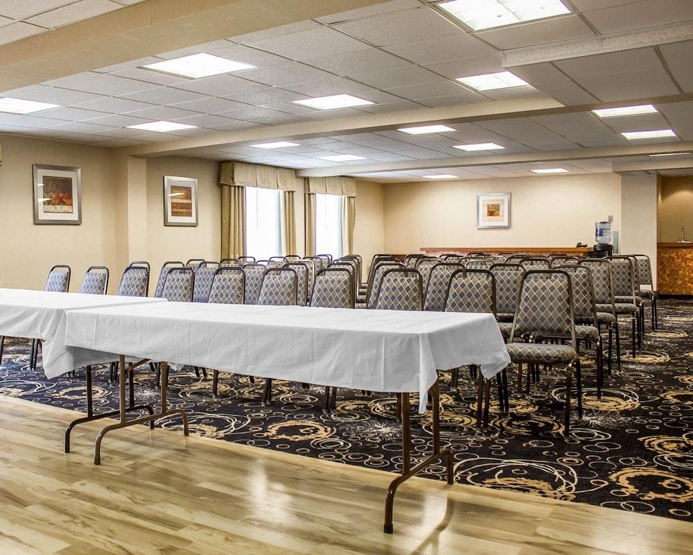 Comfort Inn Wethersfield - Hartford photo 23