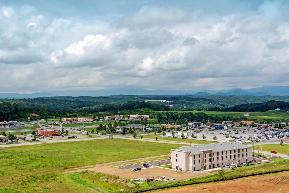 Comfort Inn & Suites East Ellijay photo 34