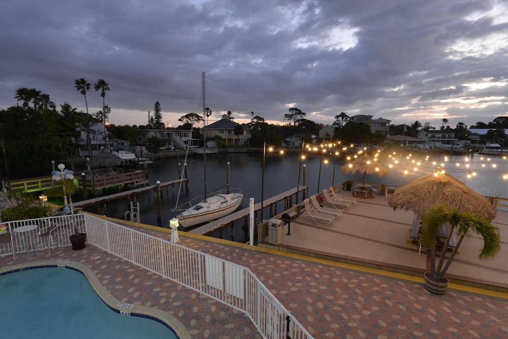 Bayview Plaza Waterfront Resort photo 35