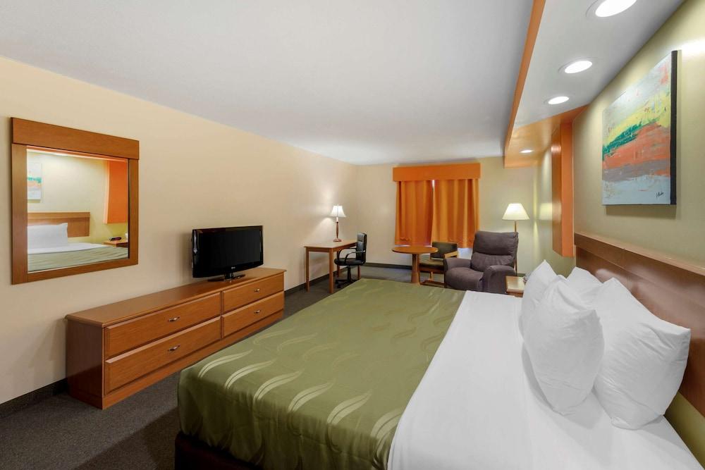 Quality Inn Hamilton photo 14