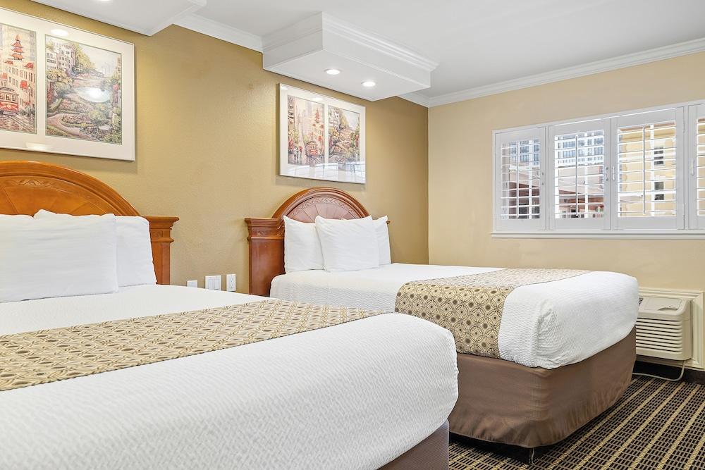 Alexis Park Hotel photo 31