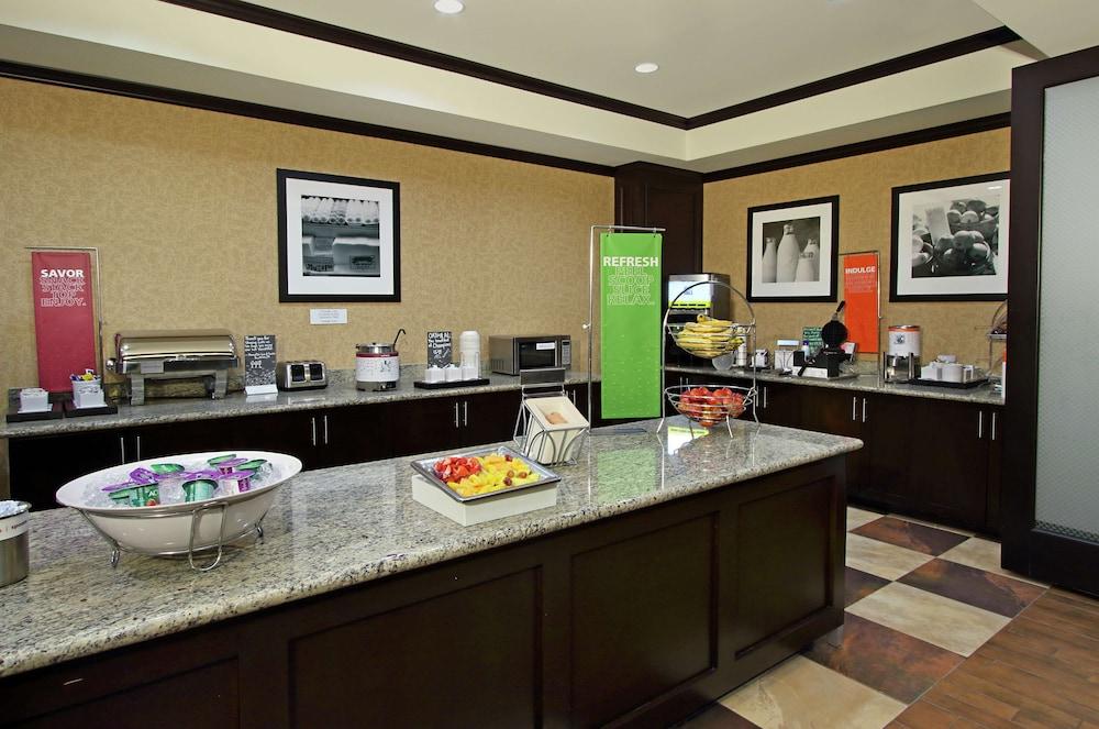 Hampton Inn & Suites Buffalo photo 26