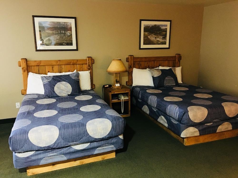 Boulder Creek Inn photo 11