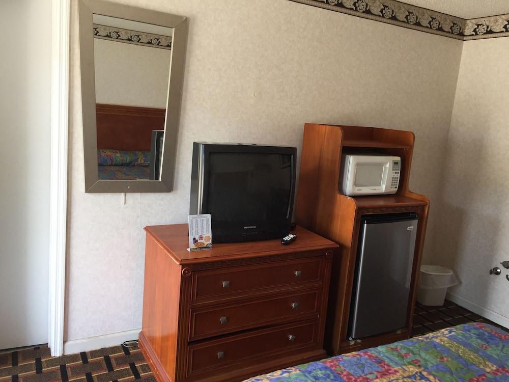 Heritage Inn photo 11