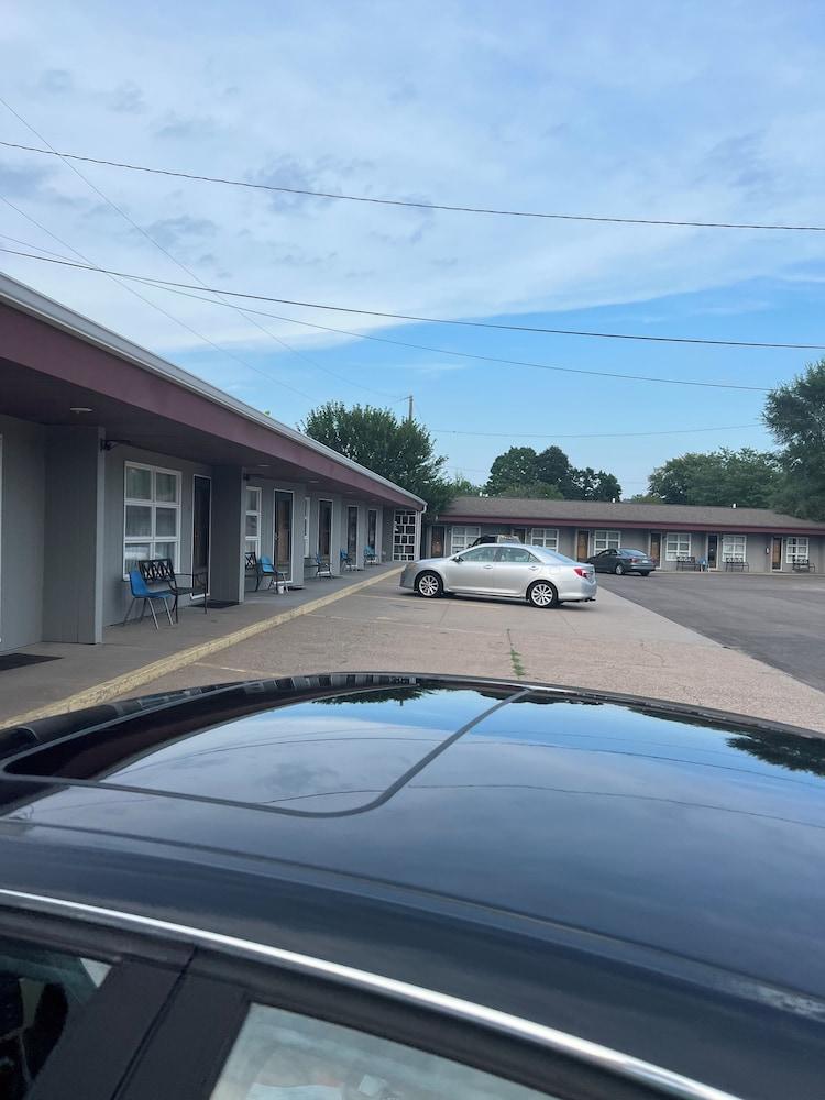 Welch Motel photo 20