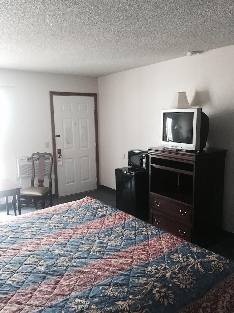 Country Inn Bolivar photo 7