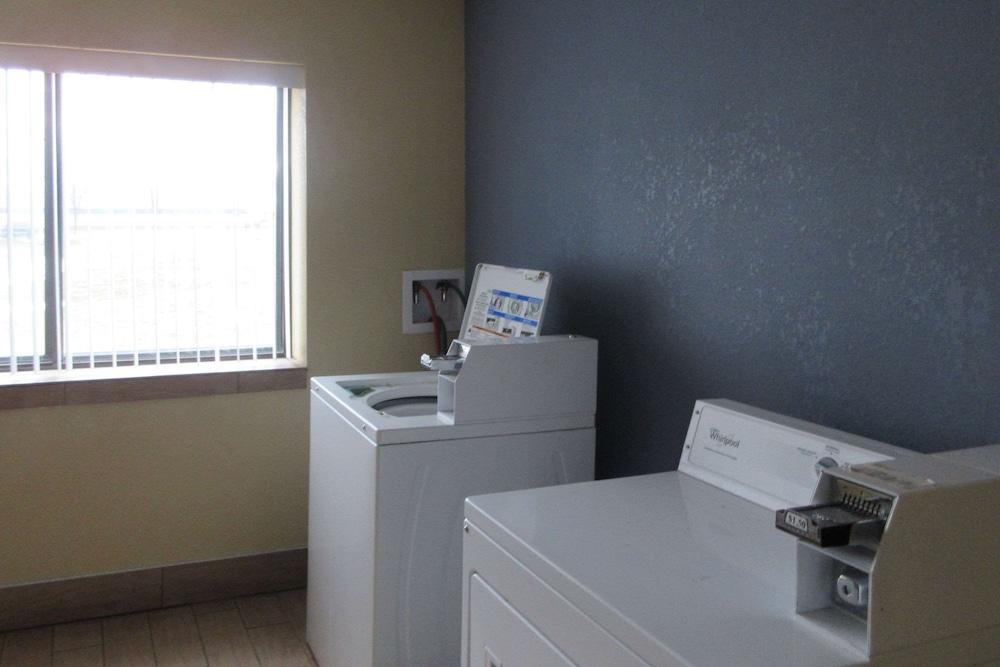 Quality Inn & Suites Benton Harbor - St. Joseph photo 20