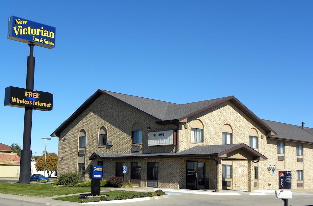 New Victorian Inn and Suites photo 38