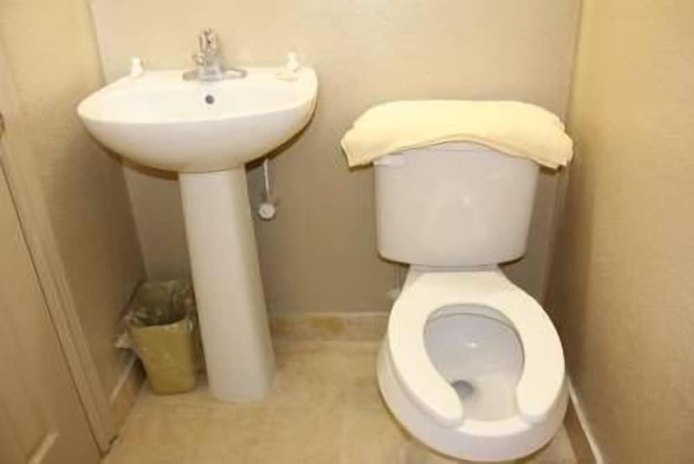 Prince of Wales Motel photo 7