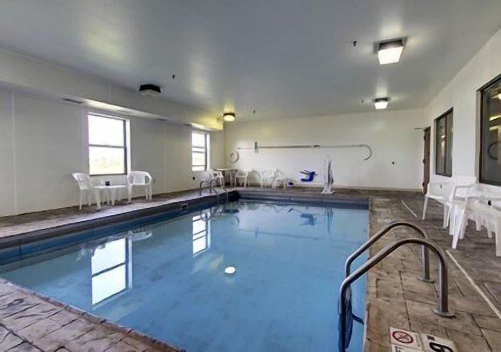 Quality Inn Harrisburg photo 15