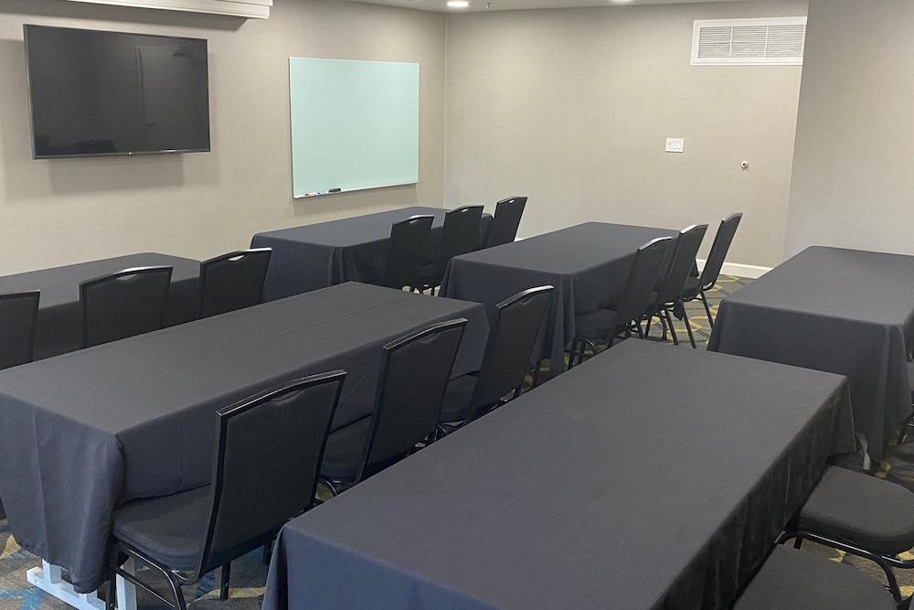 Residence Inn by Marriott Sacramento Airport Natomas photo 28