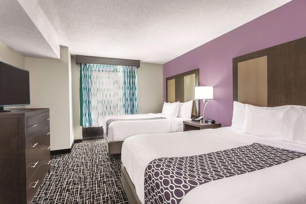 La Quinta Inn & Suites by Wyndham Covington photo 14