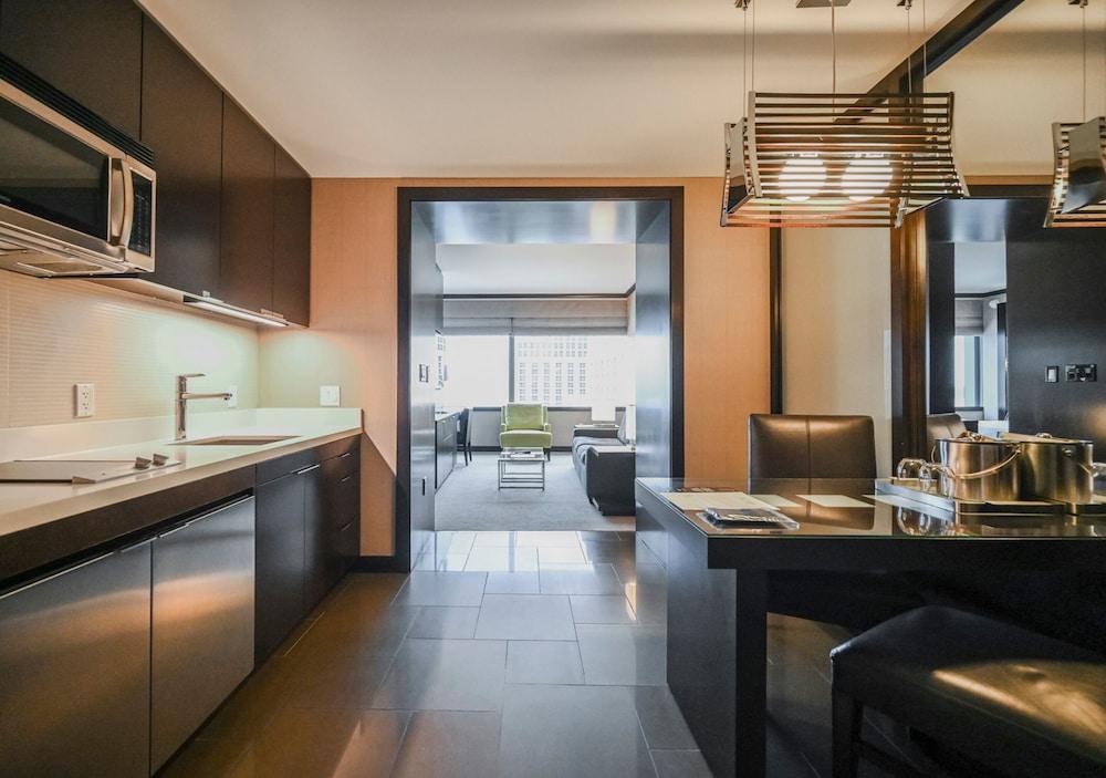 StripViewSuites at Vdara photo 40