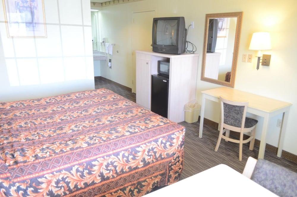 Scottish Inns & Suites at NRG Park photo 22