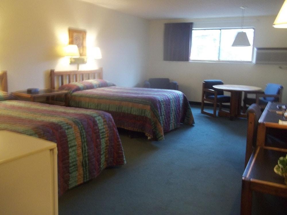 Wilderness Inn photo 3