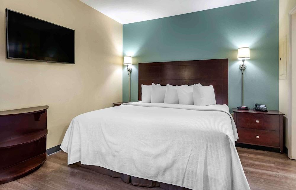 Extended Stay America Premier Suites Lakeland I4 photo 21