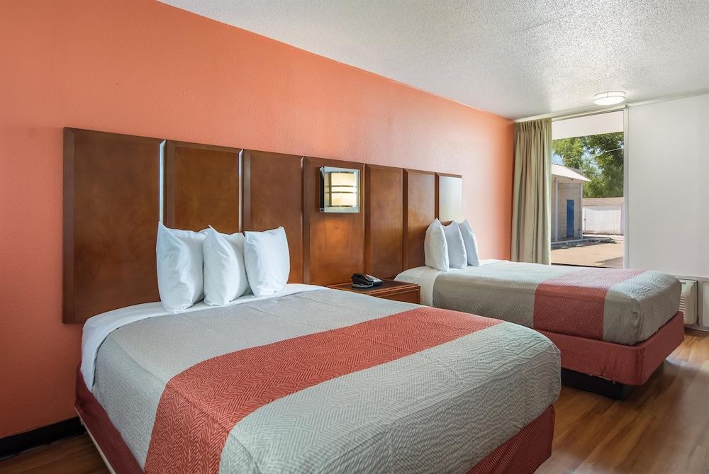 Motel 6 Van Buren, AR photo 22