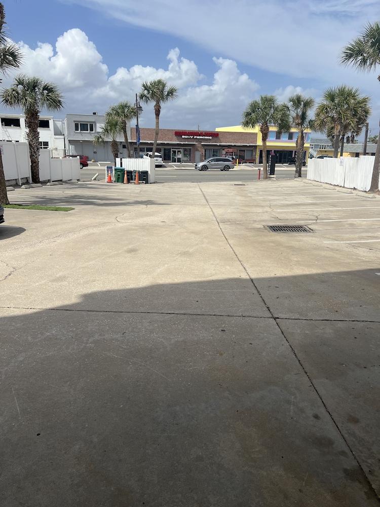 Flamingo Inn Beachfront photo 63