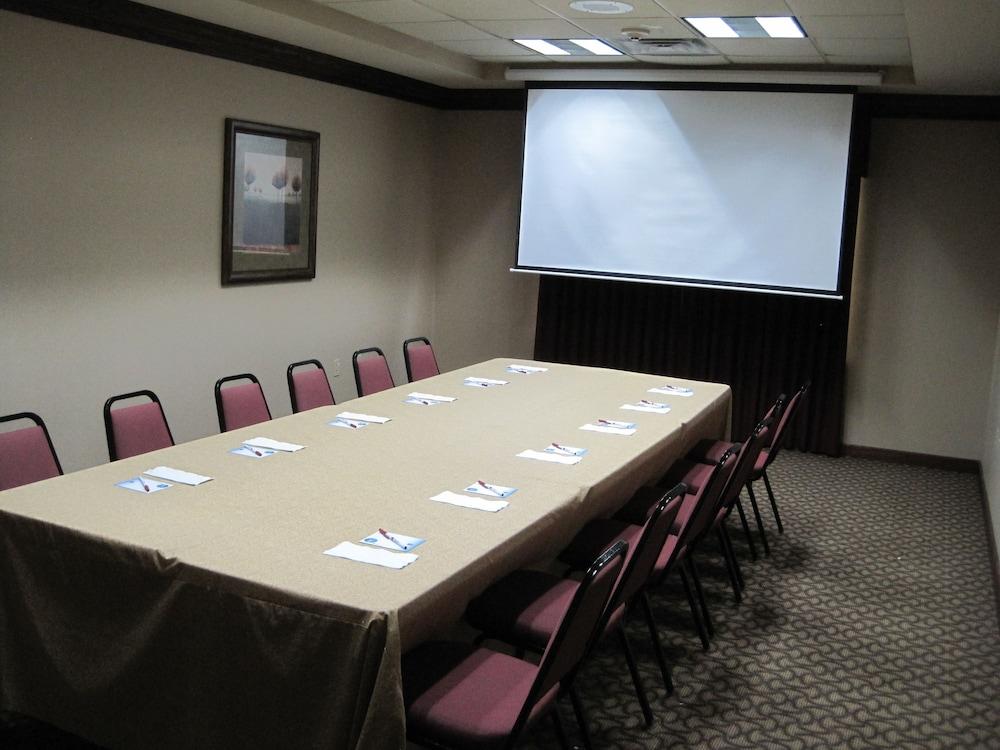 Comfort Suites Columbia - University Area photo 29