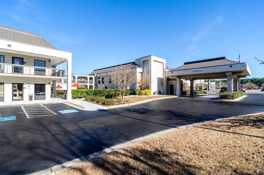 Quality Inn Lumberton North photo 3
