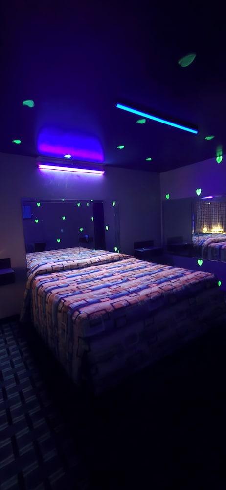 Royal Budget Inn photo 15