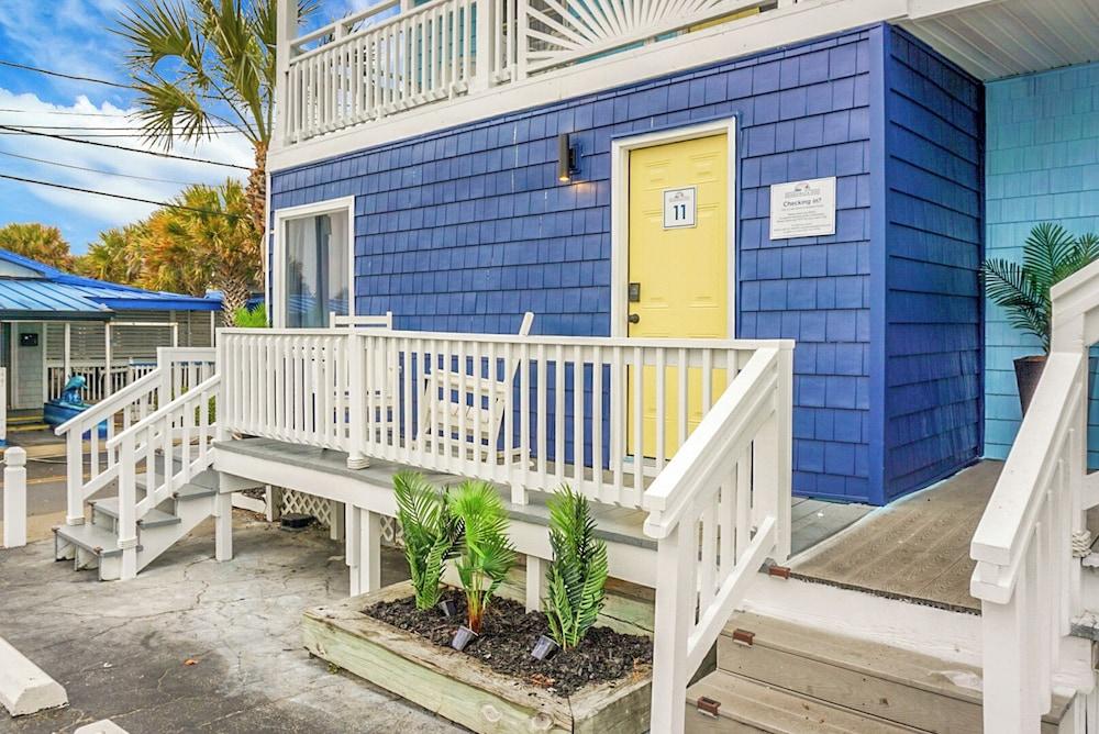 Boardwalk Inn photo 28