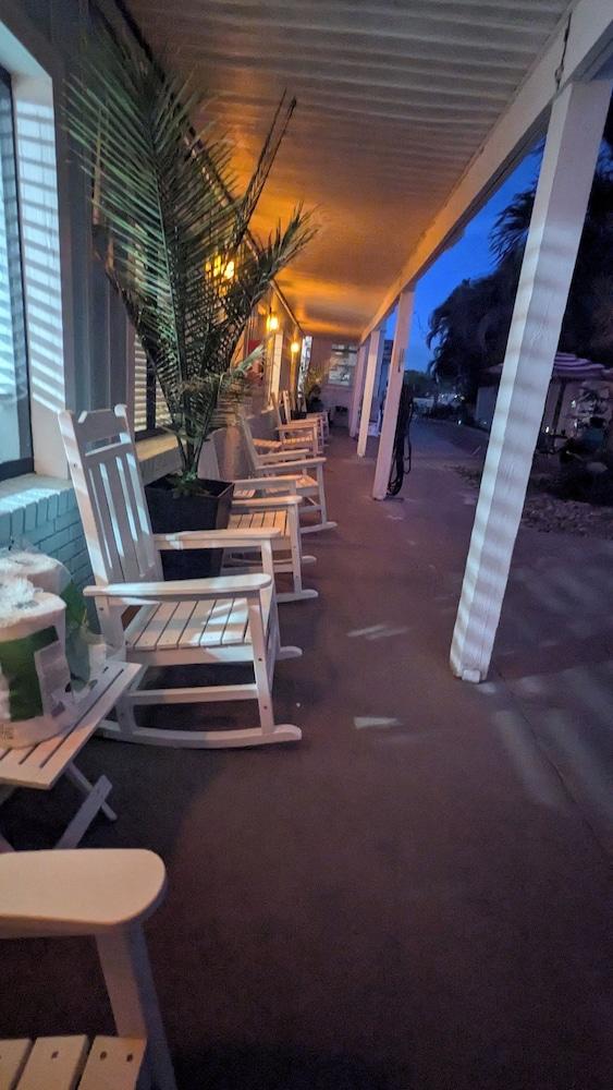 Lorelei Resort Motel photo 49