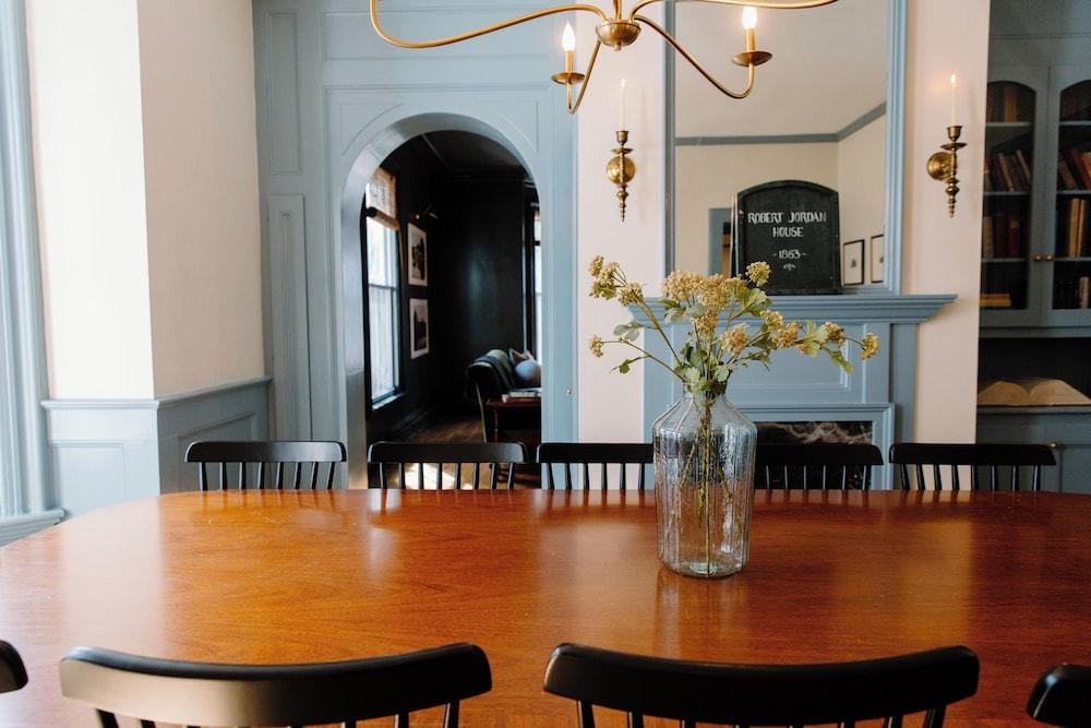 The Ipswich Inn photo 51