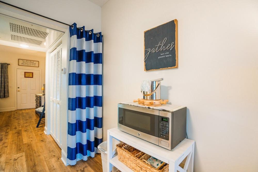 Inn at Camachee Harbor by Coolvacay photo 7