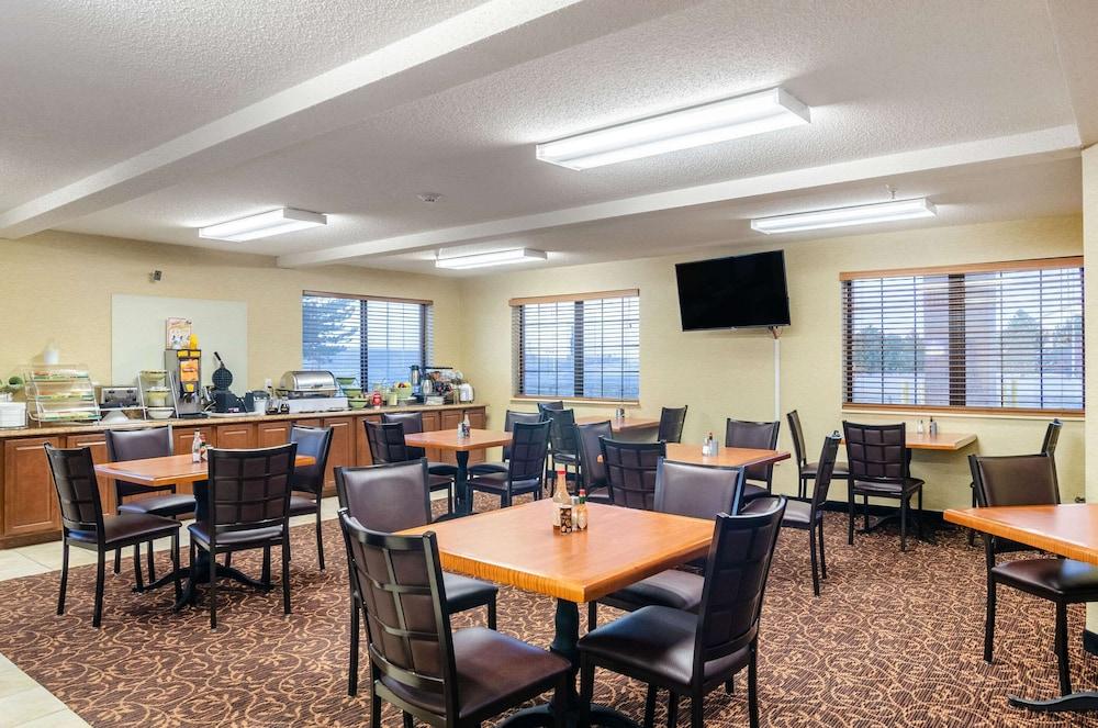 Quality Inn Goodland I-70 photo 23