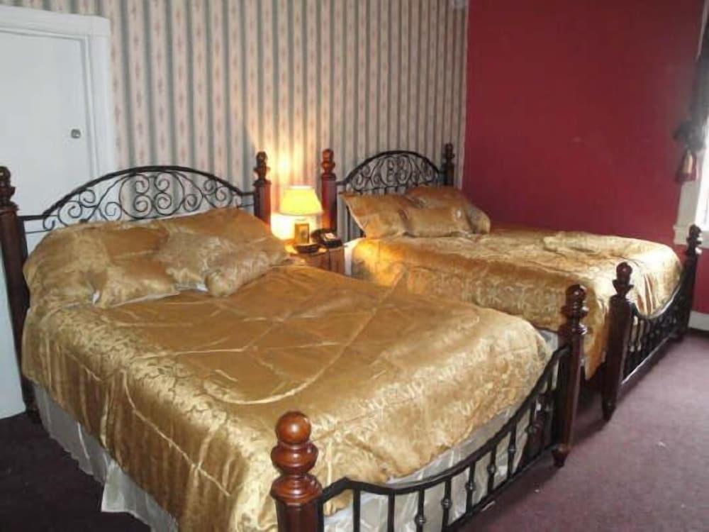 Biltmore Suites Hotel photo 15