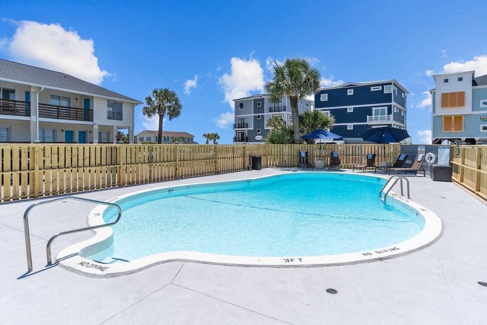 The Beach House Motel & Suites photo 16