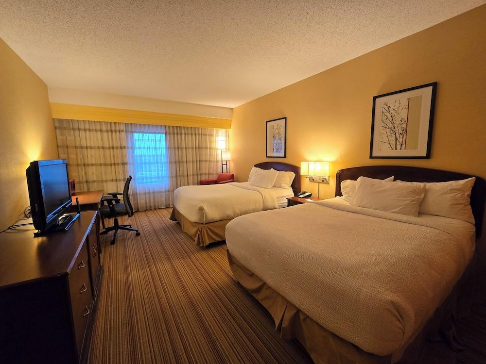 Country Inn & Suites by Radisson, Convention Center photo 6