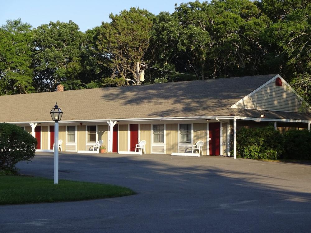 Viking Shores Motor Inn photo 30